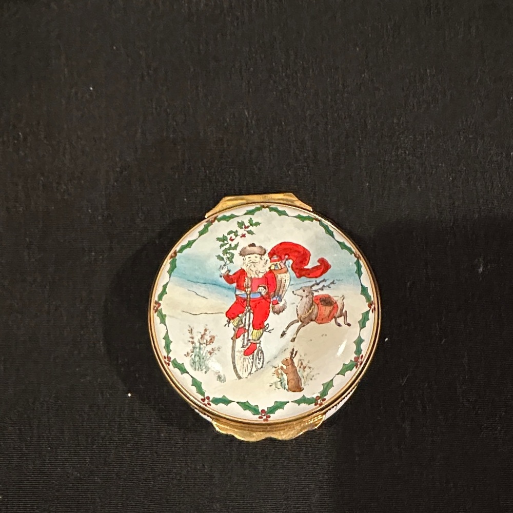 Halcyon Days enamel box